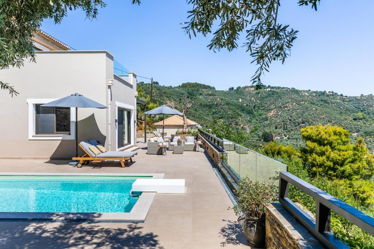 Villa Antigone Luxury Retreat Skopelos stad Exteriör bild