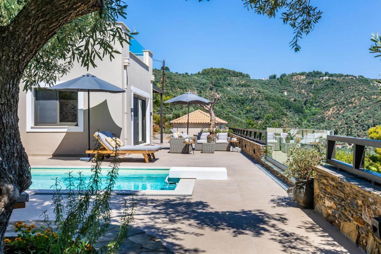 Villa Antigone Luxury Retreat Skopelos stad Exteriör bild