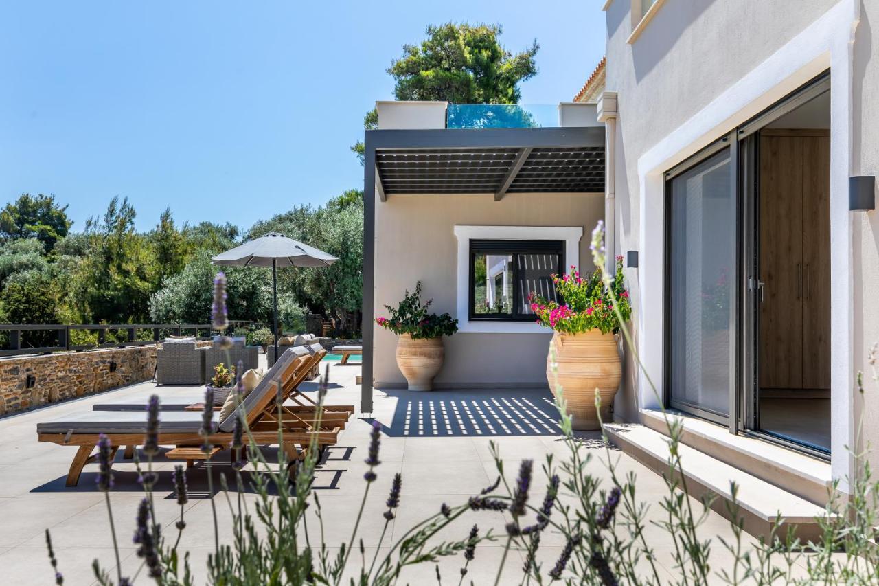 Villa Antigone Luxury Retreat Skopelos stad Exteriör bild