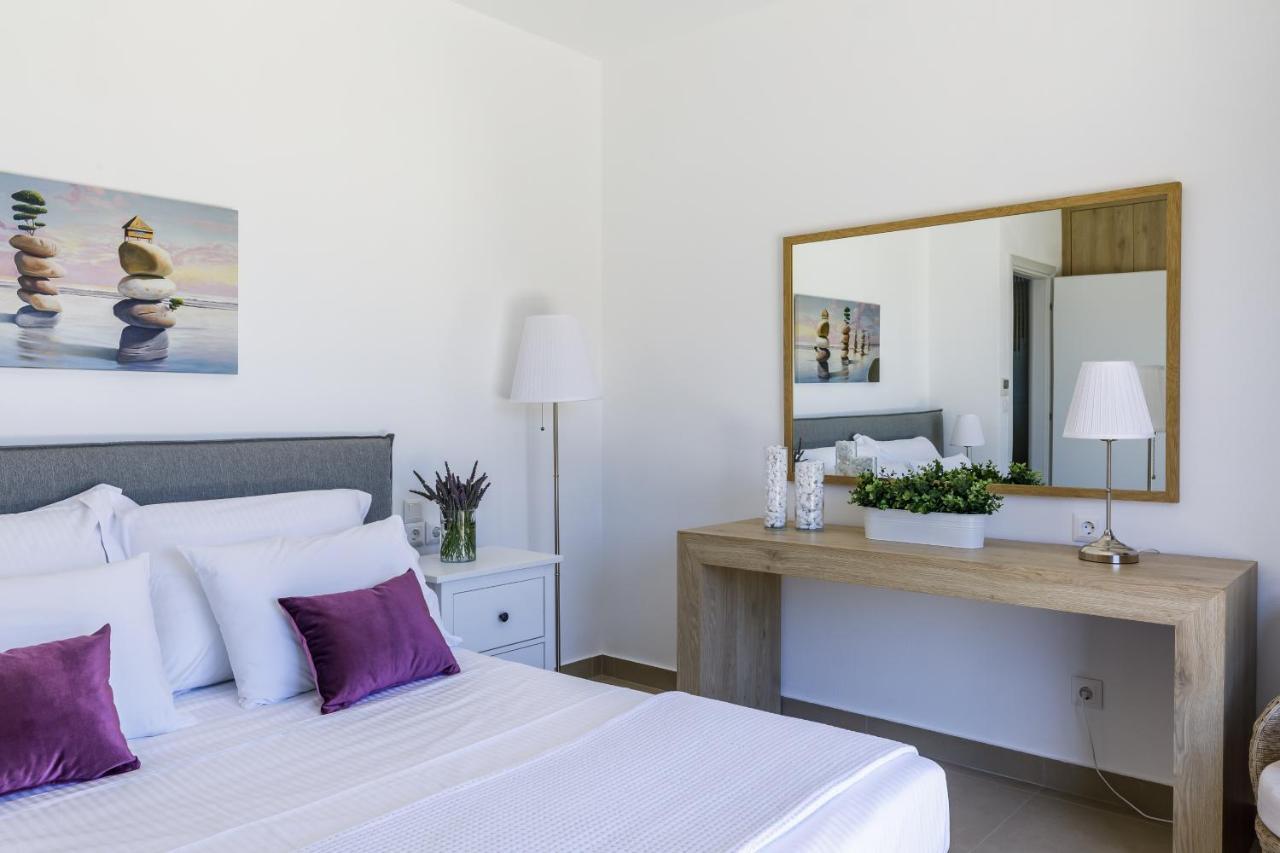 Villa Antigone Luxury Retreat Skopelos stad Exteriör bild