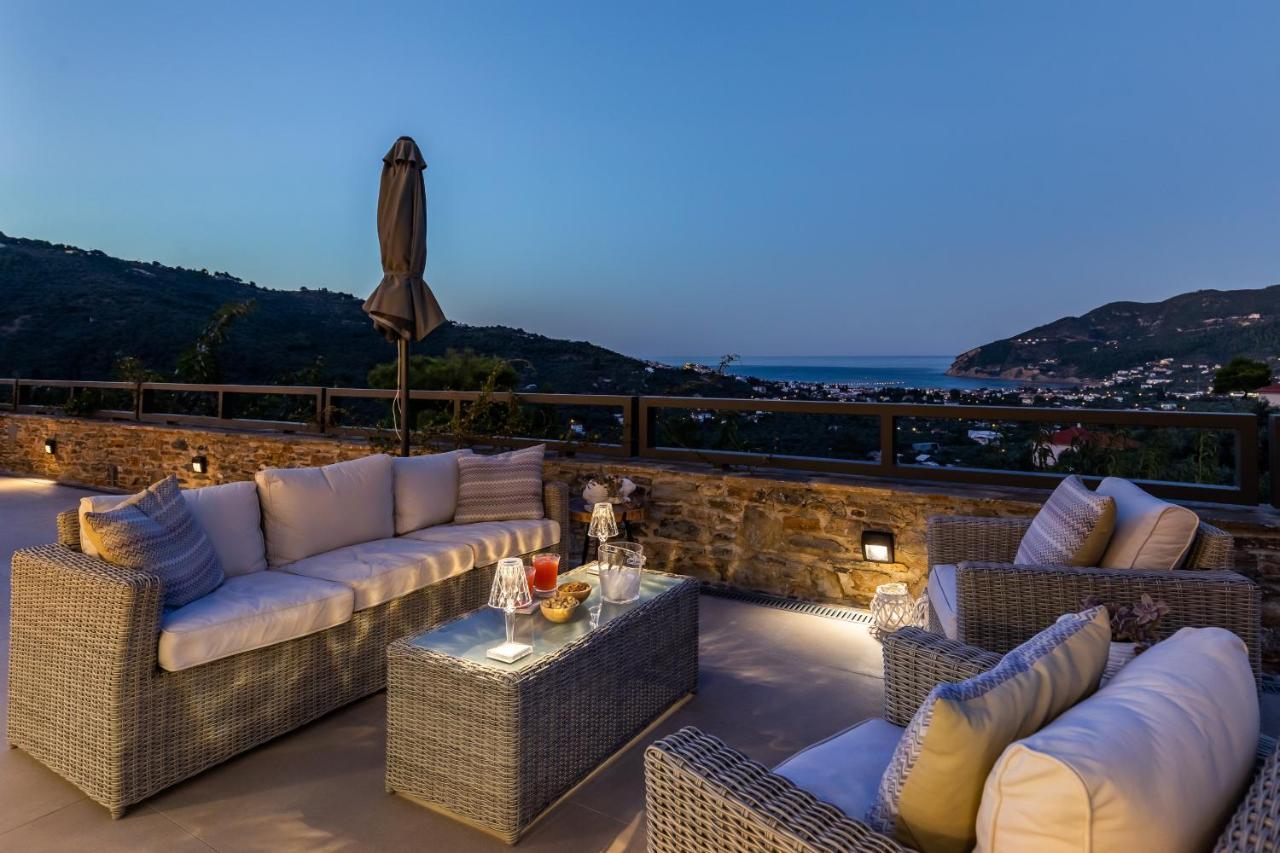 Villa Antigone Luxury Retreat Skopelos stad Exteriör bild